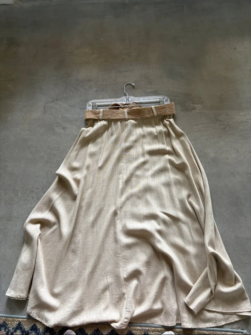 Philosophy Beige Button-Front Midi Skirt with Belt - Picture 5 of 5